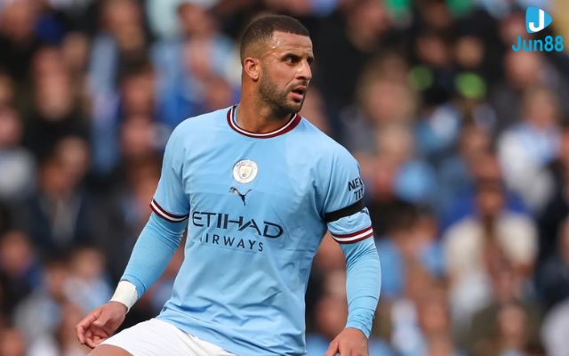 Đẳng cấp hậu vệ cánh phải gọi tên Kyle Walker 