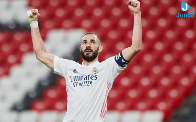 Karim Benzema tại câu lạc bộ Real Madrid