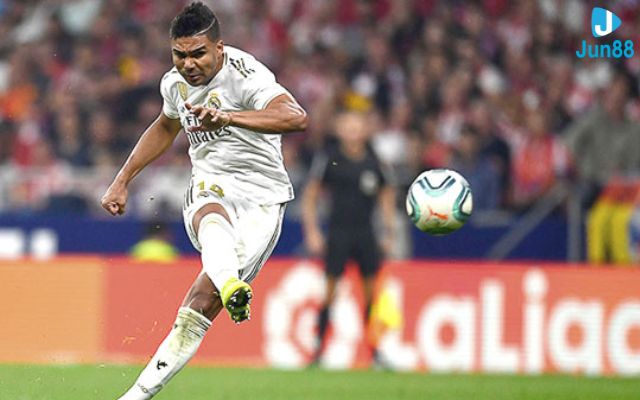 Phong cách chơi bóng của Casemiro