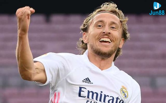 Sự nghiệp bóng đá của Luka Modric 