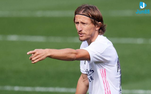 Luka Modric - cầu thủ vĩ đại nhất trong lịch sử bóng đá Croatia