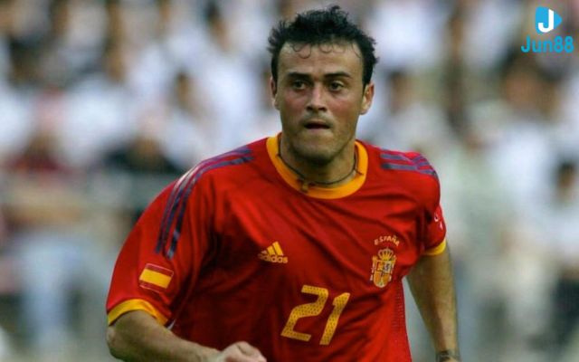 Sự nghiệp thi đấu câu lạc bộ của Luis Enrique