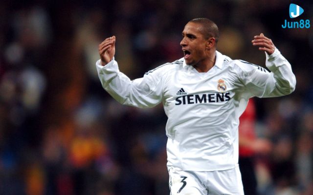 Thành tích nổi bật của cầu thủ Roberto Carlos