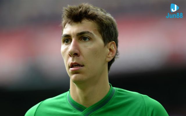 Cầu thủ Costel Pantilimon